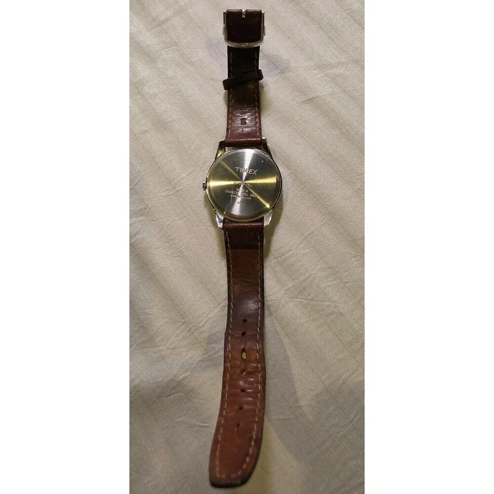 Timex Classic Weekender T2N631 Indiglo Sunburst Dial WR 30M Watch Glow Dark